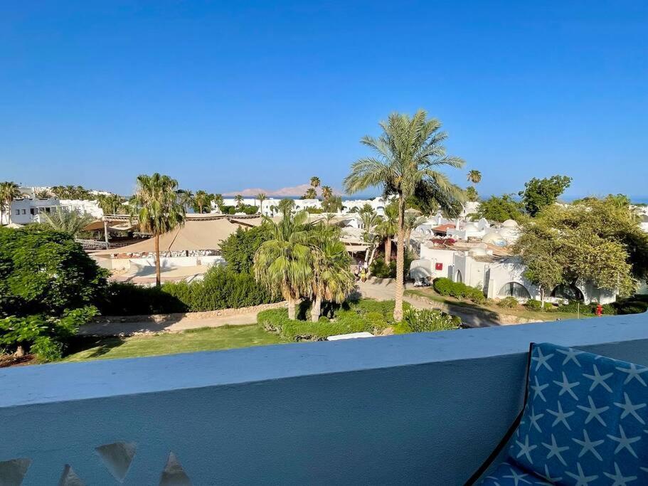 Azure Retreat - Private Luxury Sea View דירה שארם א-שייח